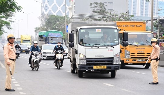 Hải Phòng tổng kiểm soát xe ô tô kinh doanh vận tải hàng hóa đường bộ