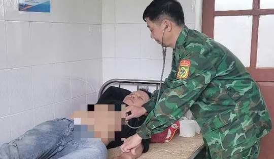 Mâu thuẫn với vợ, người đàn ông vào rừng ăn lá ngón tự tử