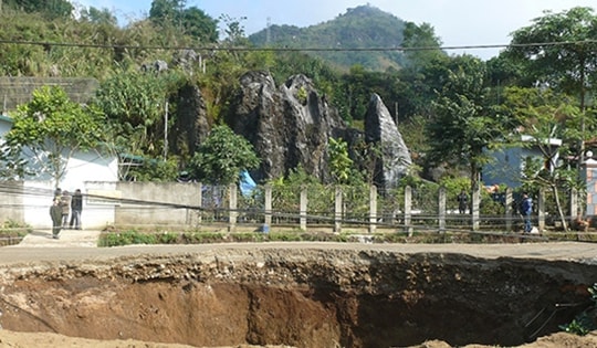 Nhận diện vùng ảnh hưởng của ‘hố tử thần’ lan rộng ở Bắc Kạn