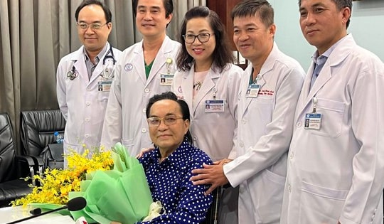 Từng hôn mê và ngưng tim, NSND Thanh Tuấn 'hồi sinh' thần kỳ, sắp được ra viện