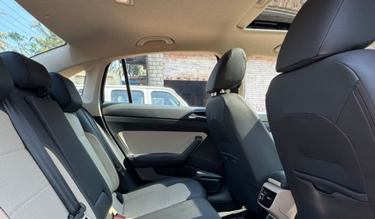 Xe sedan hạng B giá 500 triệu đồng ở Việt Nam, sẵn sàng cạnh tranh cùng Toyota Vios và Honda City