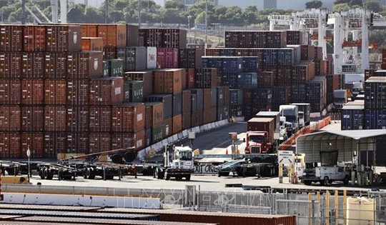 Đòn thuế mới của Mỹ có hiệu lực, căng thẳng thương mại toàn cầu 'nóng' hơn bao giờ hết