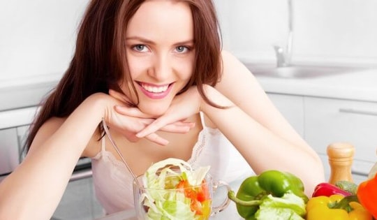 8 thực phẩm đánh bay sự già nua, chị em sợ lão hóa nhanh cực thích