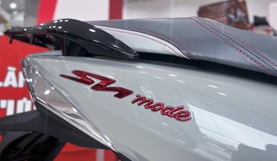 Giá xe SH Mode mới nhất ở đại lý chỉ từ 59 triệu đồng, rẻ ngang Air Blade, lấn át Vision, Lead về doanh số vì giá rẻ