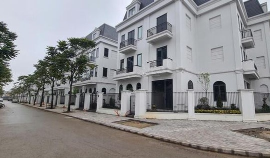 Ngỡ ngàng loạt biệt thự triệu đô ở Hà Nội cho thuê với giá 'bèo'