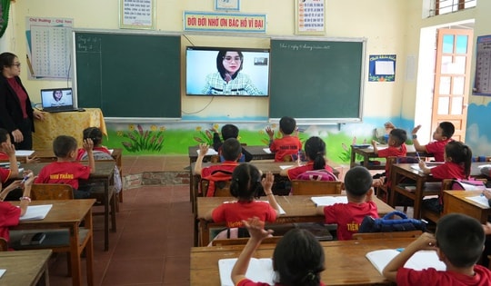 ‘Gùi’ tiếng Anh lên núi