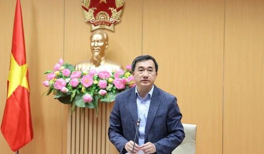 Thứ trưởng Bộ Y tế: Cần hành động mạnh mẽ, kịp thời hơn nữa về kiểm soát nhiễm khuẩn bệnh viện