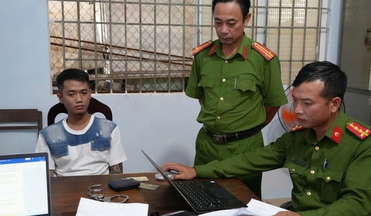 Nghĩ bị 'nhìn đểu', người đàn ông gọi đồng bọn đến trả thù