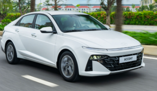 Giá xe ô tô Hyundai giảm sốc lên tới 75 triệu đồng, Hyundai Accent, Hyundai Grand i10 hấp dẫn chưa từng có