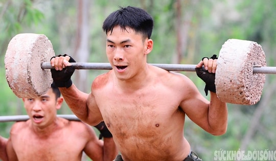 Nơi tôi luyện những chiến sĩ chống khủng bố ‘mình đồng, da sắt’