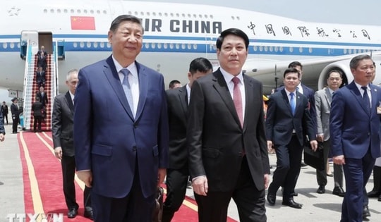 Tổng Bí thư, Chủ tịch nước Trung Quốc Tập Cận Bình bắt đầu chuyến thăm Việt Nam