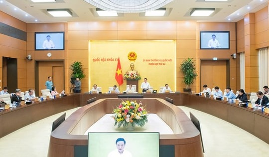 UBTVQH thảo luận, biểu quyết thông qua Nghị quyết về sắp xếp đơn vị hành chính