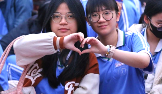 'Ngóng' phương án tuyển sinh 2025: Học sinh lớp 12 như 'ngồi trên lửa'