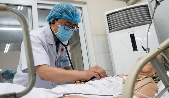 Cụ bà 85 tuổi nguy kịch sau ăn xoài