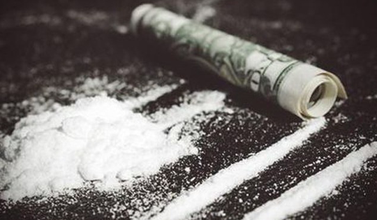 Triệt phá đường dây ma túy của cặp 'bạn tù' luôn mang theo súng