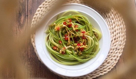 Ăn món rau này có thể giúp thải độc và dưỡng gan, giảm táo bón, tiêu diệt vi khuẩn lại giúp tẩy giun