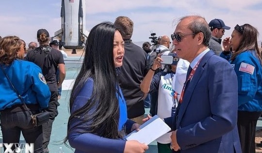 Chủ tịch nước gửi thư chúc mừng người phụ nữ gốc Việt đầu tiên bay vào vũ trụ