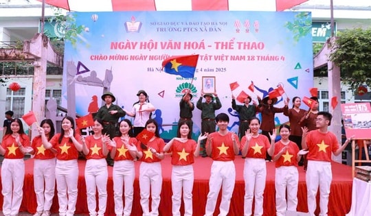 Hàng trăm học sinh khiếm thính tham gia chương trình Ngày hội Văn hóa - Thể thao 2025