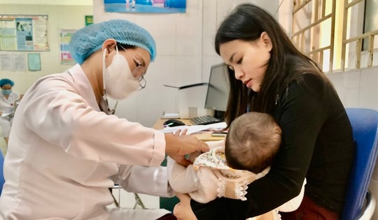 Đã ghi nhận 67.000 ca nghi sởi, một số địa phương chưa đạt tỷ lệ tiêm vaccine cao