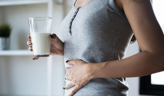 Uống sữa vào thời điểm nào hiệu quả nhất? 7 nhóm người này tốt nhất không nên dùng