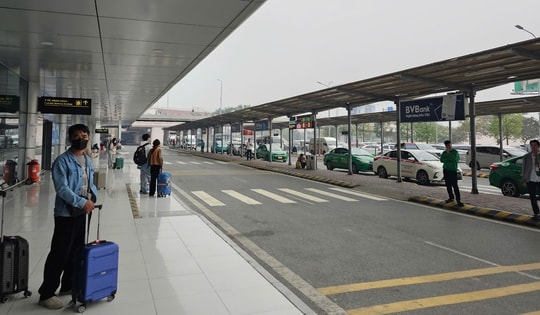 Chậm, hủy chuyến bay: Cần siết trách nhiệm của các hãng hàng không