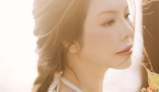 Ngắm bộ ảnh đẹp nên thơ của diễn viên Lý Nhã Kỳ