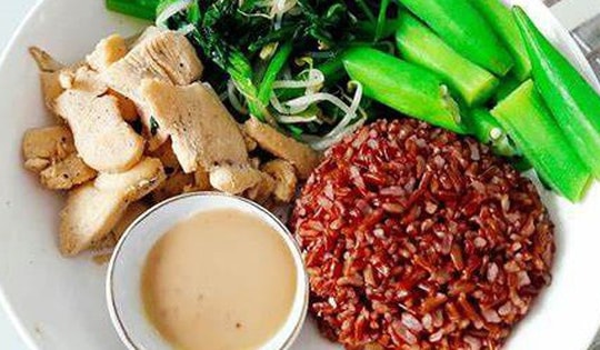 Người bệnh tiểu đường ăn gạo lứt theo cách này để ổn định đường huyết