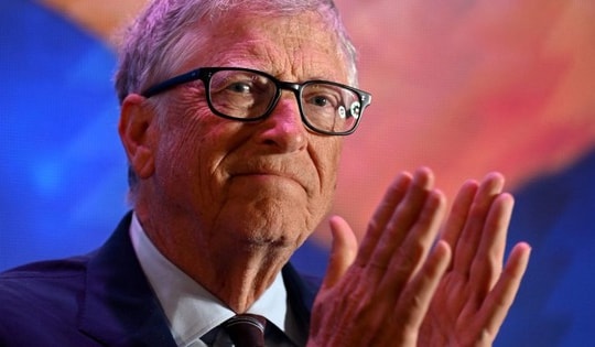 Bill Gates tiên đoán tuần làm việc 2 ngày không còn xa vì con người sắp bị thay thế trong nhiều ngành nghề