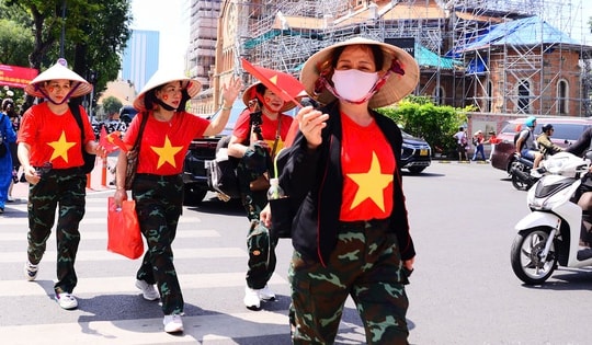 Nắng nóng gay gắt duy trì trên cả nước