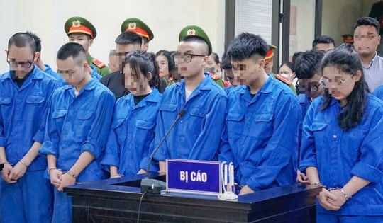 Nữ ‘quái xế’ tông tử vong cô gái chờ đèn đỏ lĩnh án