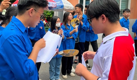 Thi tốt nghiệp THPT 2025: Cẩn trọng khi chọn môn tự chọn