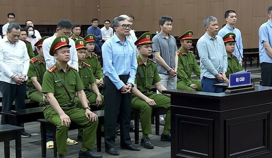 Cựu Thứ trưởng Hoàng Quốc Vượng bị đề nghị mức án 6-7 năm tù