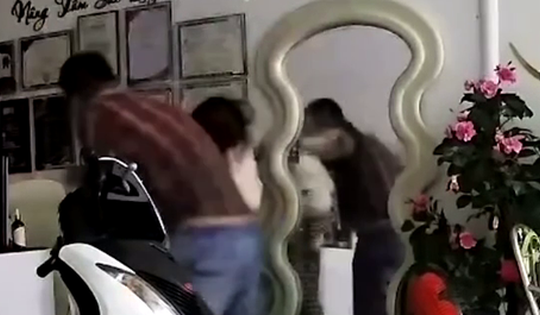 Thông tin bất ngờ về clip người chồng vừa đánh đập vợ vừa chửi 'ăn bám'