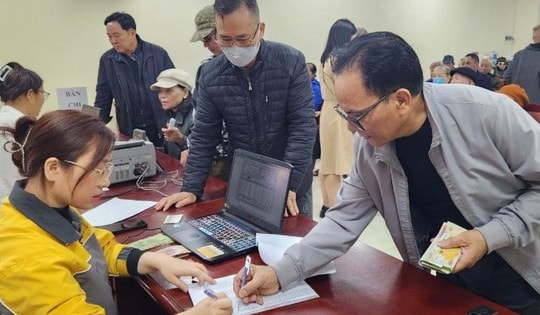 Tin sáng 24/4: Tin vui tới hơn 3,3 triệu người sẽ sớm nhận lương hưu, trợ cấp; bắt giữ nghi phạm gây ra vụ cướp ngân hàng tại Hà Nội