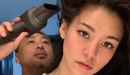 Bạn gái kém 11 tuổi của đạo diễn Dũng 'khùng': 'Cụ Rùa mà làm sao chắc mình sống cũng như chết'