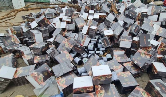 Sự việc hàng ngàn TPBVSK An Vị Mộc Linh đổ đống ở vỉa hè: Rác thải y tế sẽ được xử lý như thế nào?