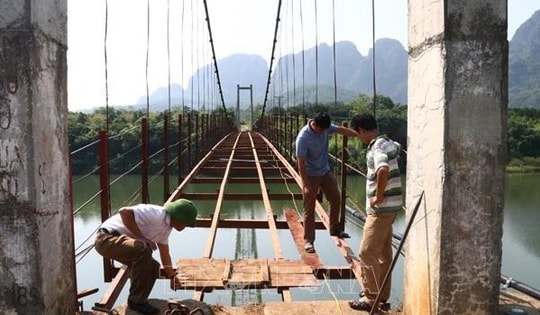 Chủ tịch tỉnh chịu trách nhiệm nếu để xảy ra sự cố liên quan đến cầu treo