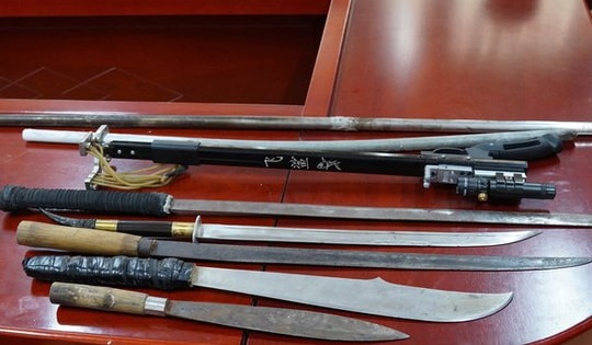 Hòa Bình: Làm rõ nhóm thanh thiếu niên mang hung khí tấn công người đi đường
