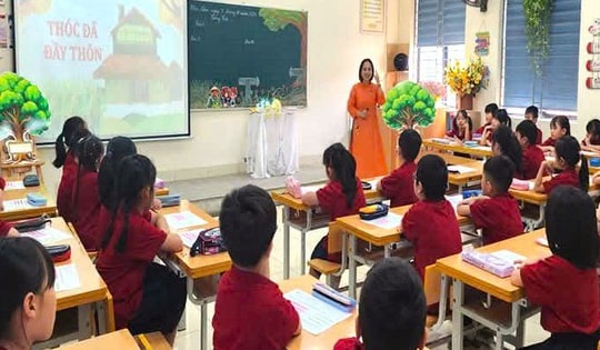 Giáo viên ‘thở phào’ vì giảm gánh nặng kiêm nhiệm, tập trung giảng dạy