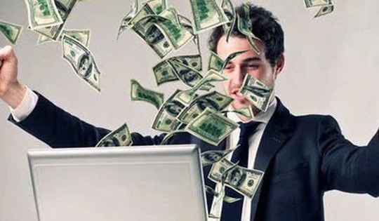 Thêm một chiêu trò lừa đảo mới toanh đang rình rập: Nghe máy là 'dính', click vào là 'toang'