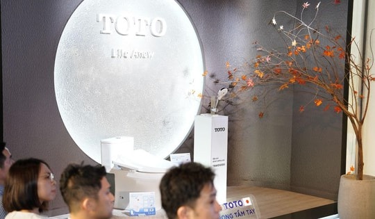 Cơ hội sở hữu bàn cầu 1 khối và sen tắm mới nhất từ TOTO hiện thực hóa không gian sống chất lượng của gia đình trẻ