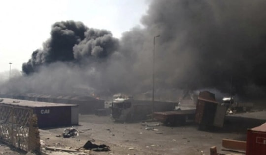 Hé lộ nguyên nhân ban đầu vụ nổ tại cảng Shahid Rajaee của Iran