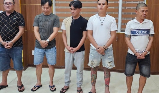 Đánh sập đường dây cá độ bóng đá qua mạng hơn 100 tỷ đồng