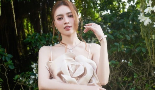 Ninh Dương Lan Ngọc bùng nổ nhan sắc