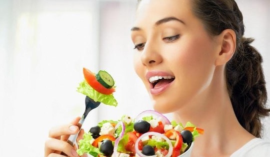 Ăn chậm có giúp giảm cân không?