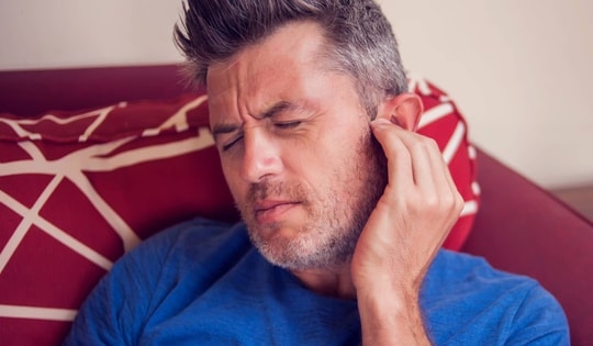 Làm gì khi bị ù tai do thuốc?