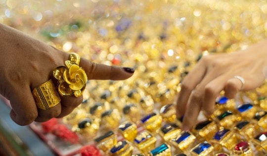 Giá vàng hôm nay ngày 29/4 tăng cực mạnh trước nghỉ lễ 30/4