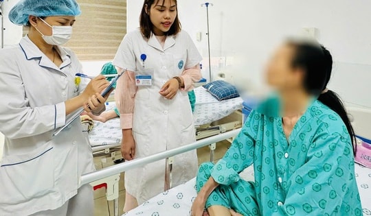 Phẫu thuật thành công khối u ruột non 'khủng' gần 4kg sau 4 năm