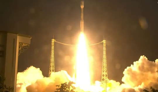 Vệ tinh đo hàm lượng carbon rừng do người Việt Nam chế tạo được phóng lên quỹ đạo