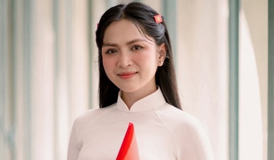 Bật mí về ca sĩ và bài hát vượt mốc 2 tỷ lượt xem trong đại lễ 30/4